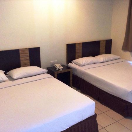Hotel Traveller Kota Kinabalu Chambre photo