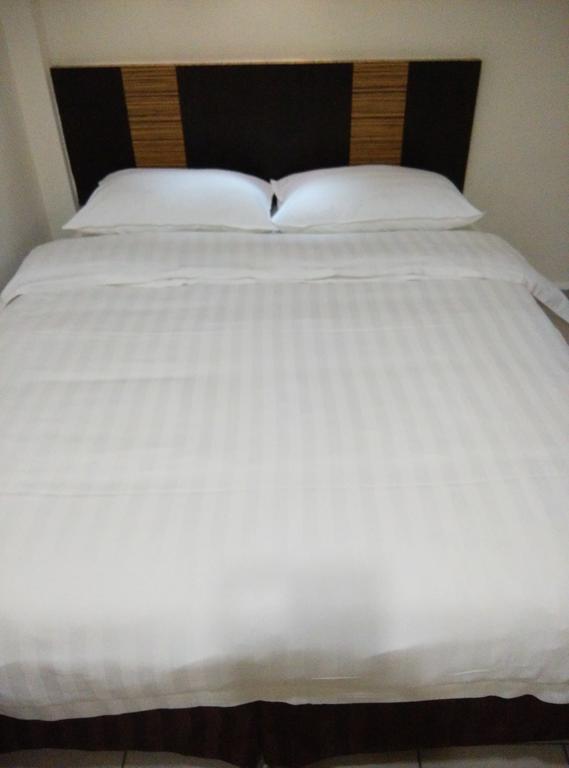 Hotel Traveller Kota Kinabalu Extérieur photo