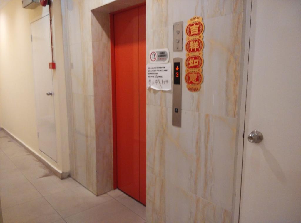 Hotel Traveller Kota Kinabalu Extérieur photo