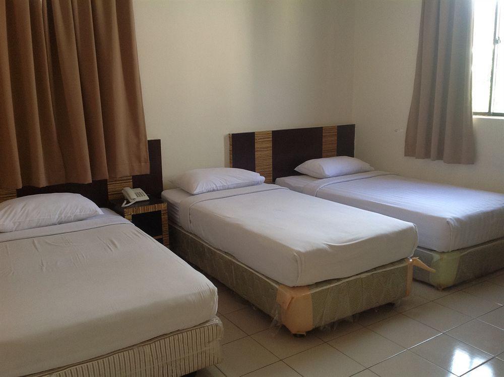 Hotel Traveller Kota Kinabalu Extérieur photo