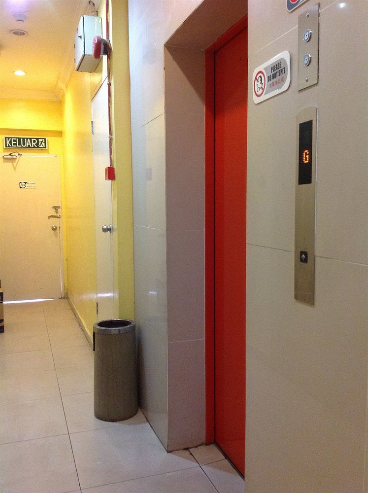 Hotel Traveller Kota Kinabalu Extérieur photo