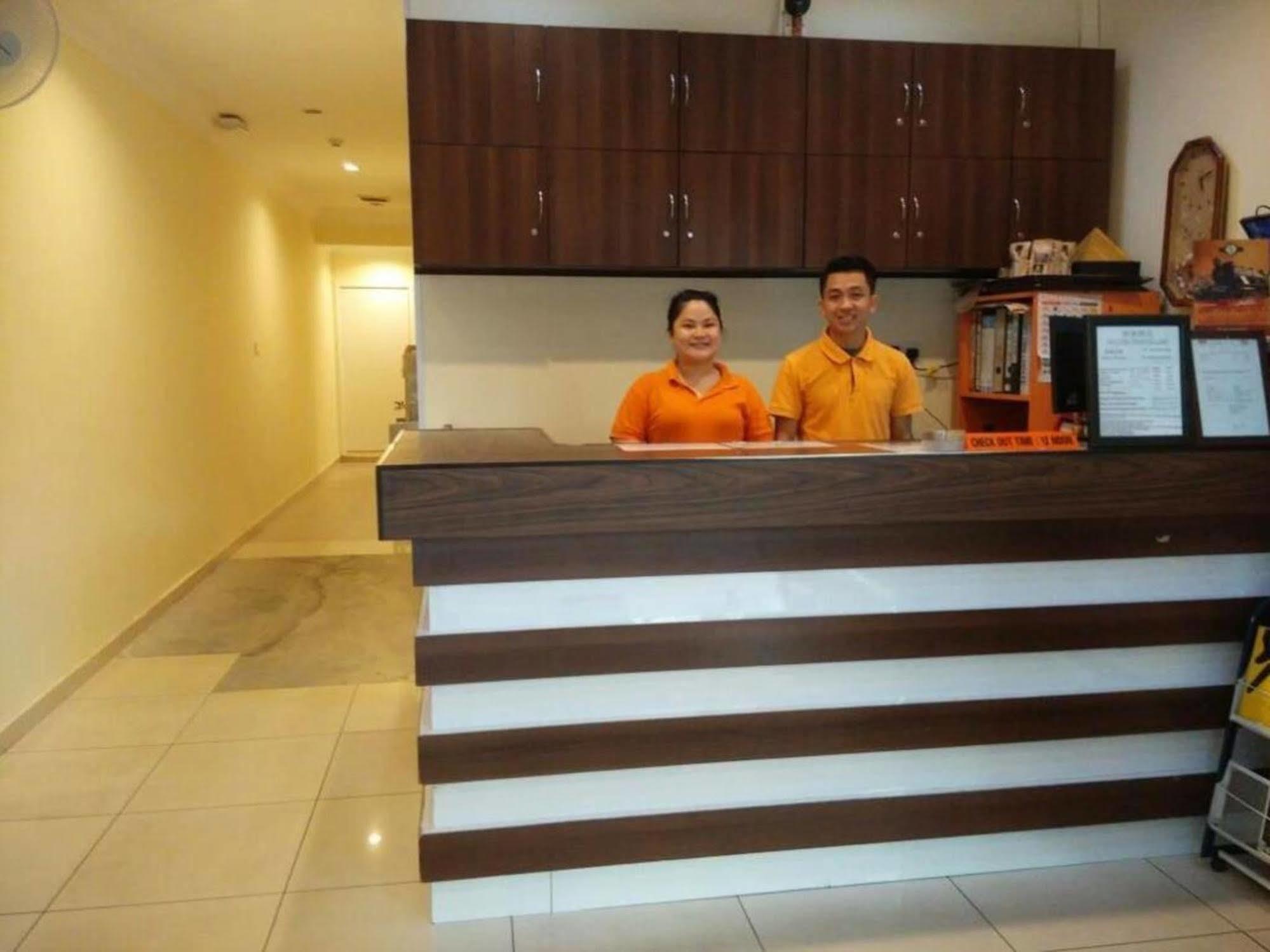 Hotel Traveller Kota Kinabalu Extérieur photo